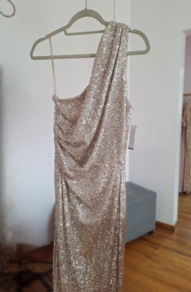 vestido Alexa B en renta