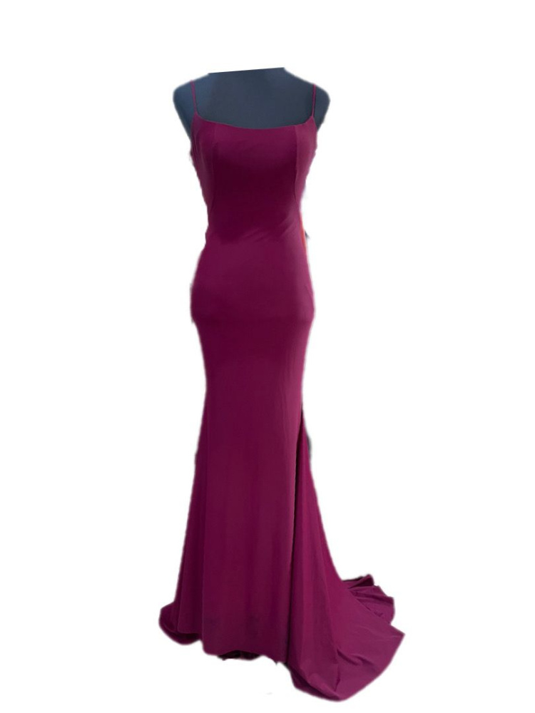 vestido LA FEMME en renta