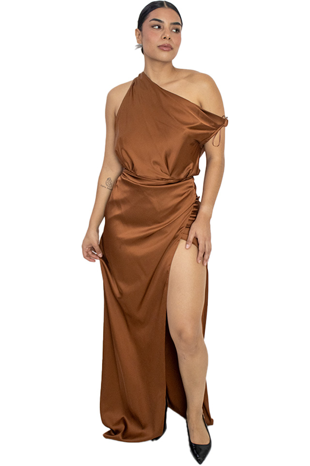 vestido Luxxel en renta