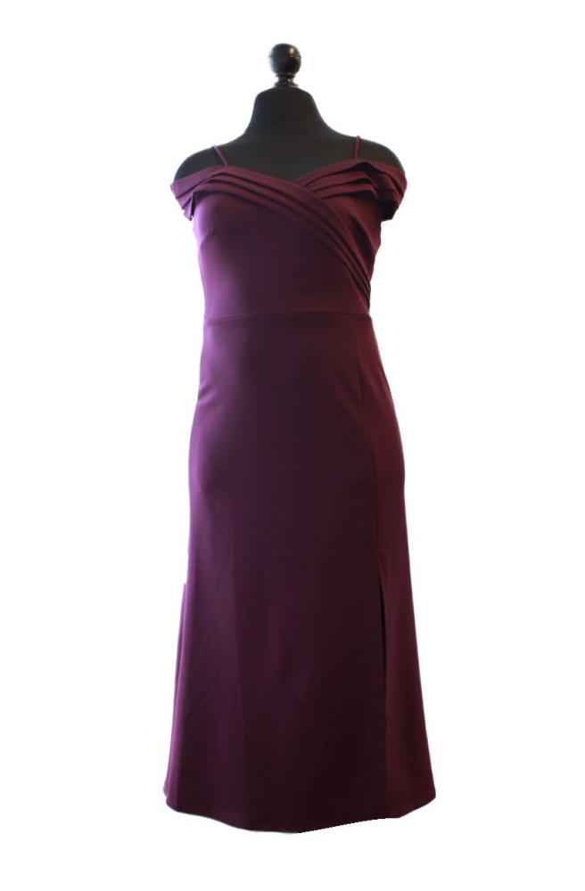 vestido Enfocus Studio	 en renta