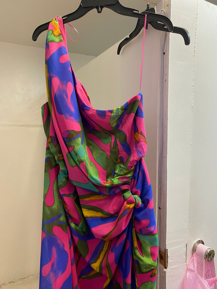 vestido Luxxel en renta